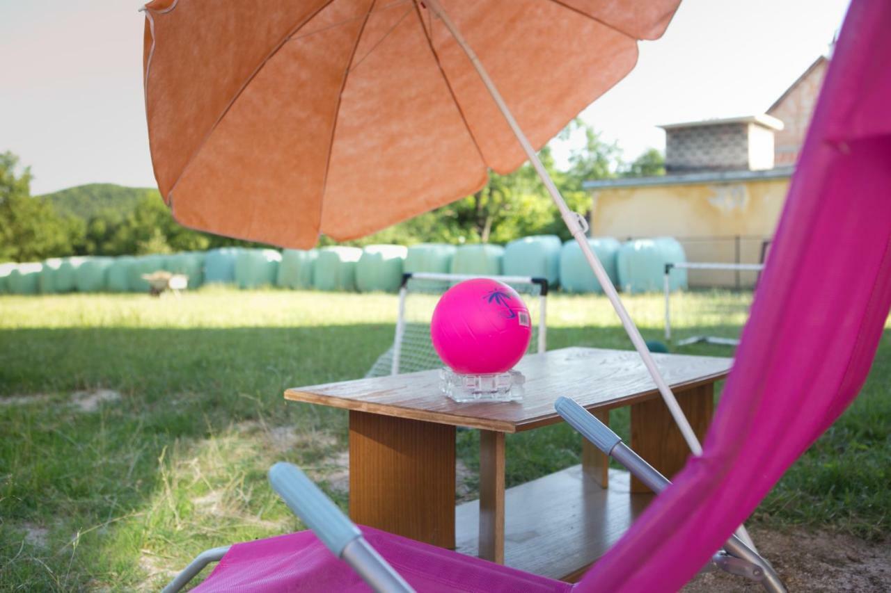 Apartman Lori Оточац Экстерьер фото